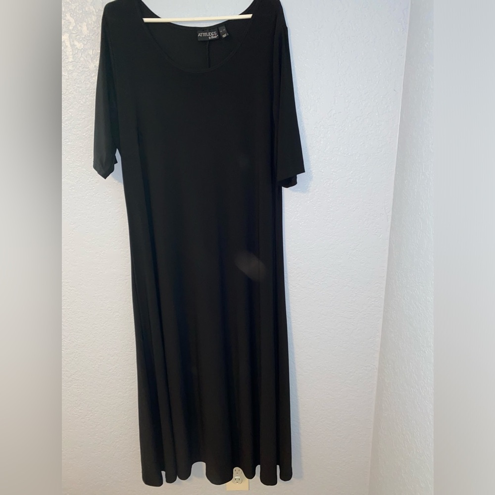 Attitudes black knit maxi XL, NWOT